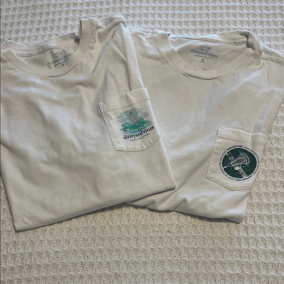 Kids Vineyard Vines White Short Sleeve Tees with Logo - Picture 1 of 4